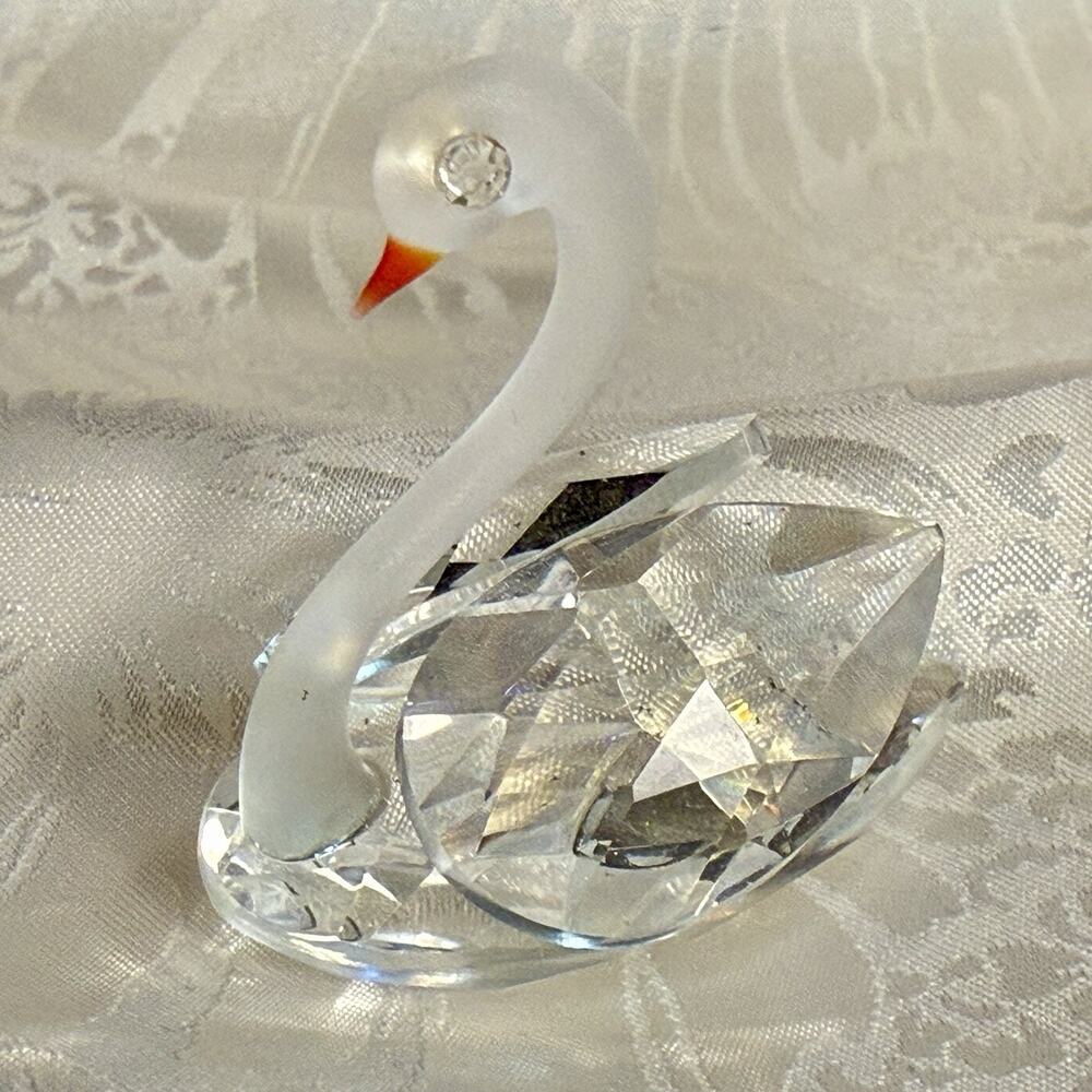VTG Bohemia Czech Rainbow Crystal Collection Preciosa Swan Figurine Collectible